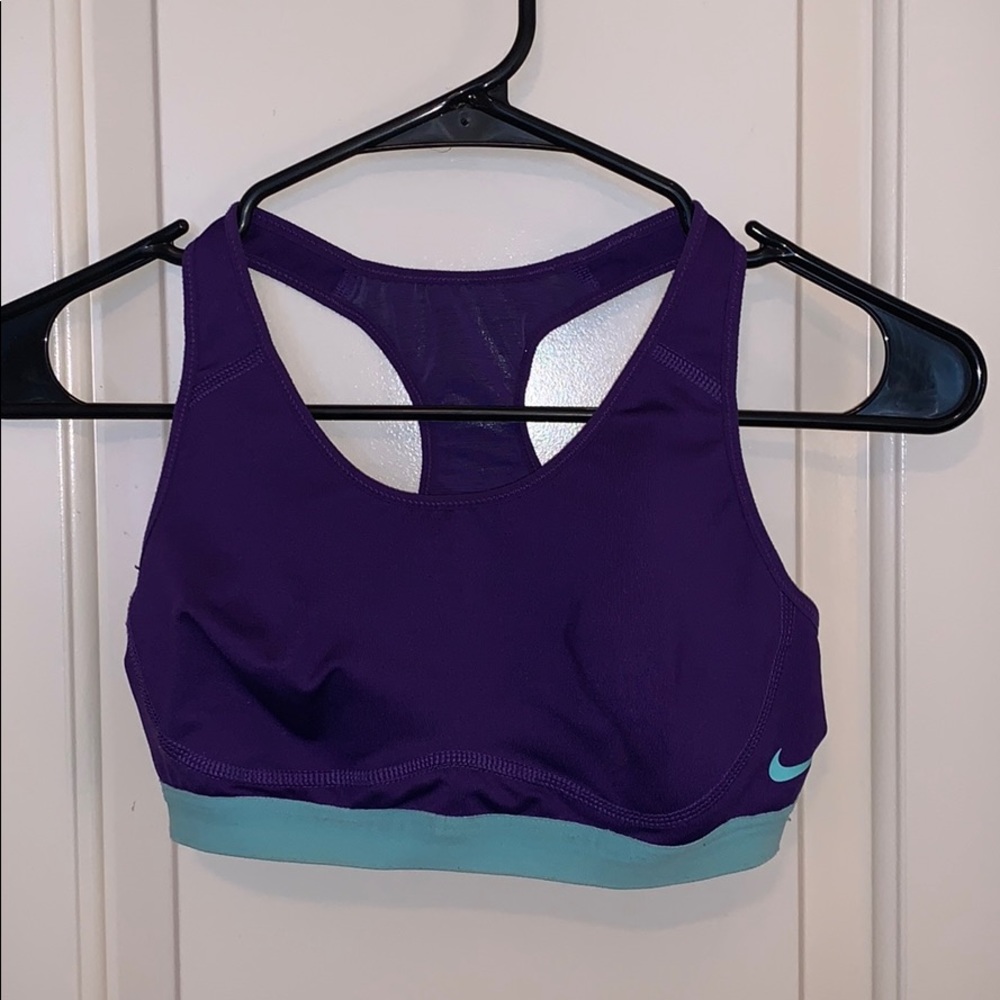 ✨3 for $25✨ Nike sports bra